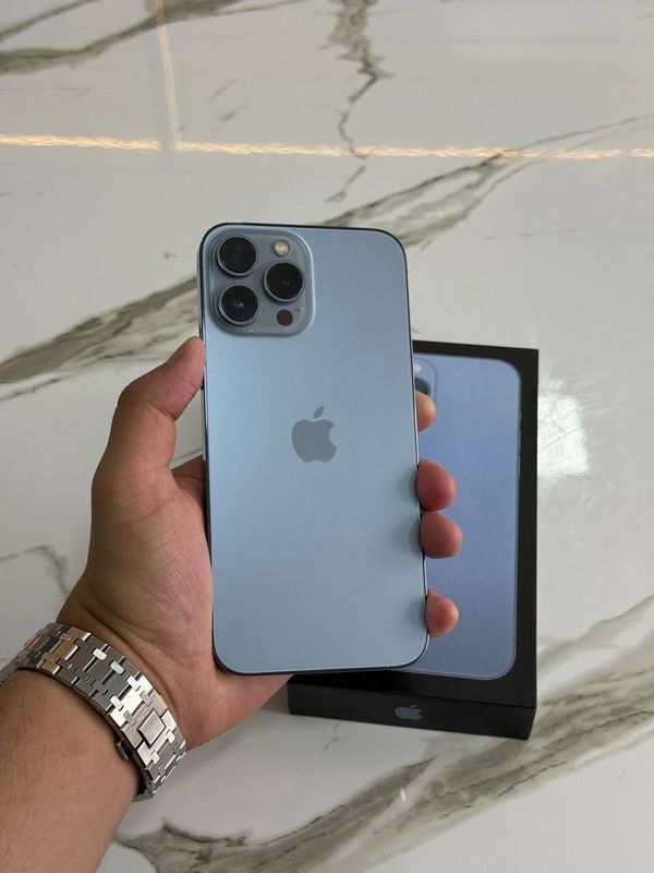 iPhone 13 Pro max idealniy iPhone 13 Pro max idealniy
