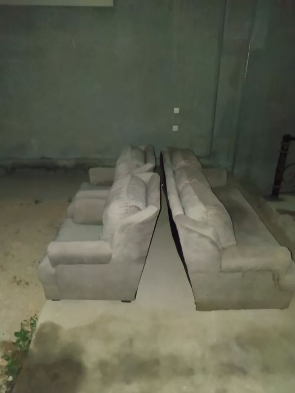 Divan kreslo sotiladi Divan kreslo sotiladi