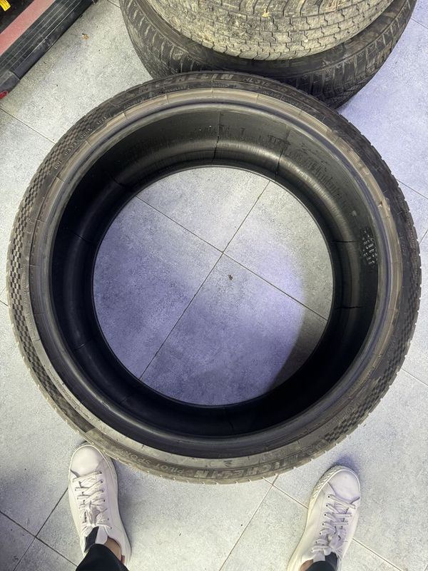 Продаю Michelin ps4s 275/35/23 315/30/23
