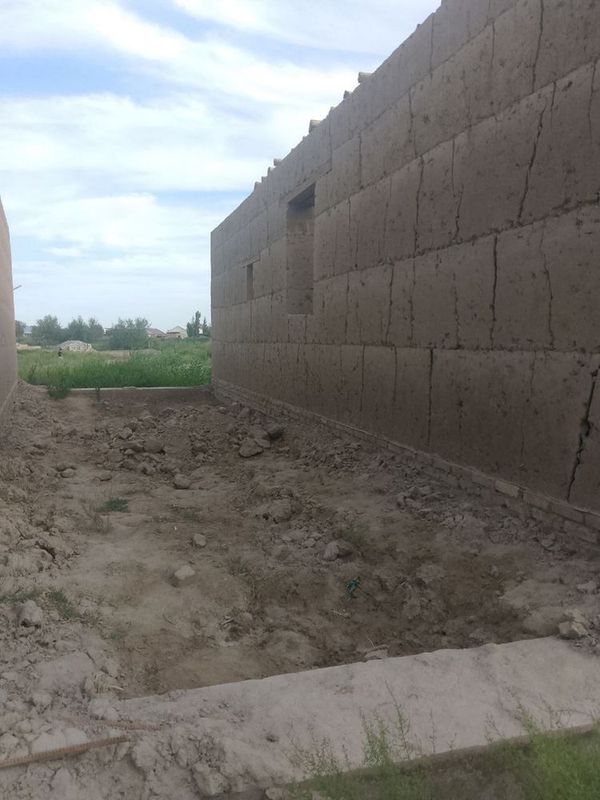 Assalomu alaykum gojadq joy sotiladi