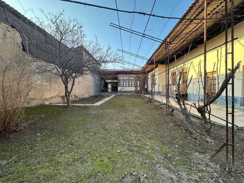 Земельный участок под застройку "Юнусабад ГАИ, 5,7соток