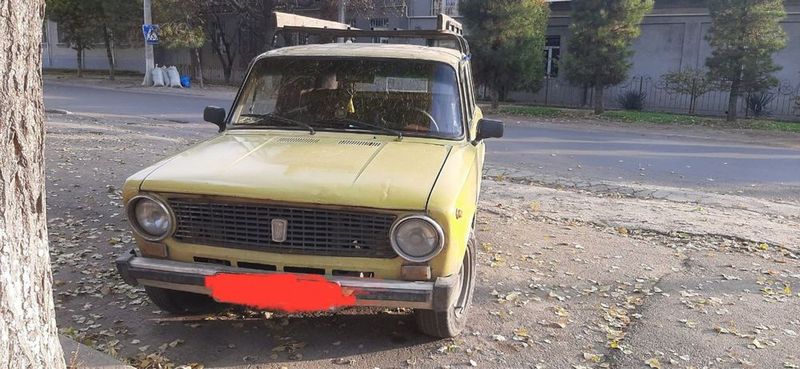 Vaz 2102 Srochna sotiladi Vaz 2102 Srochna sotiladi