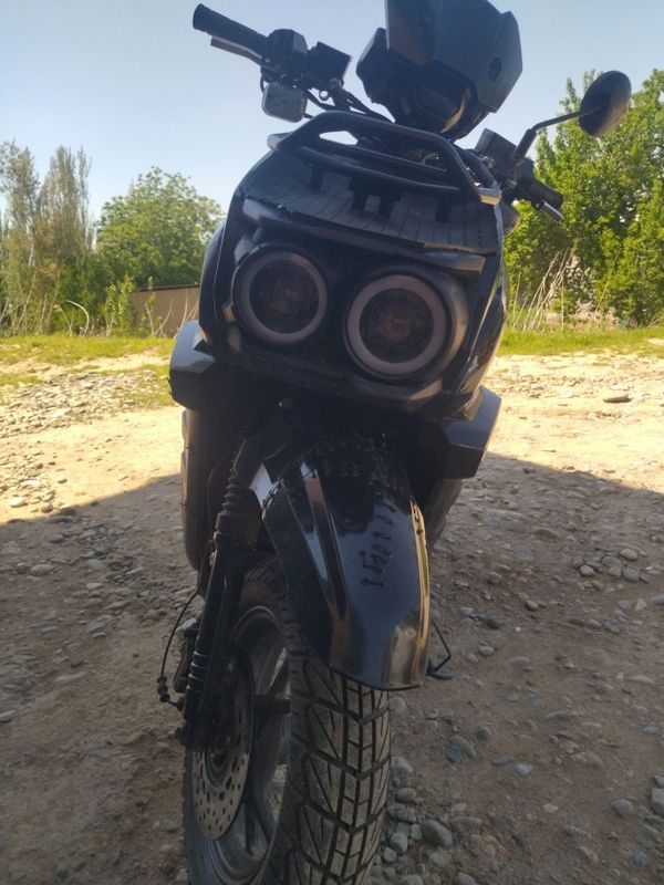 Mototsikl sotiladi Mototsikl sotiladi