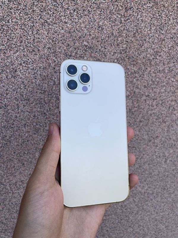 Iphone 12 pro 78% yomks Iphone 12 pro 78% yomks