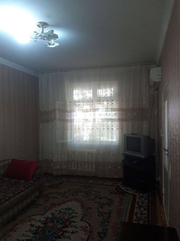 Чиланзар 3. Торговый центр. 1 комнатная аренда 300