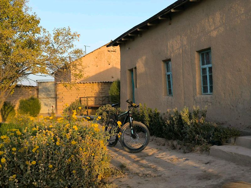 sotiladi srochni aybi yuq ideal narxi 998.000 uzs