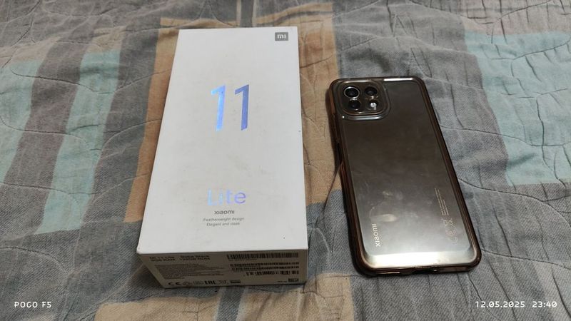 Mi 11 Lite telefoni satiladi Mi 11 Lite telefoni satiladi