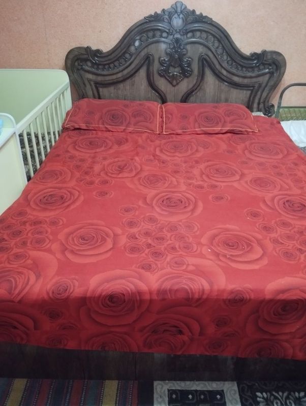 2kishilik divan sotiladi holati alo 2kishilik divan sotiladi holati alo