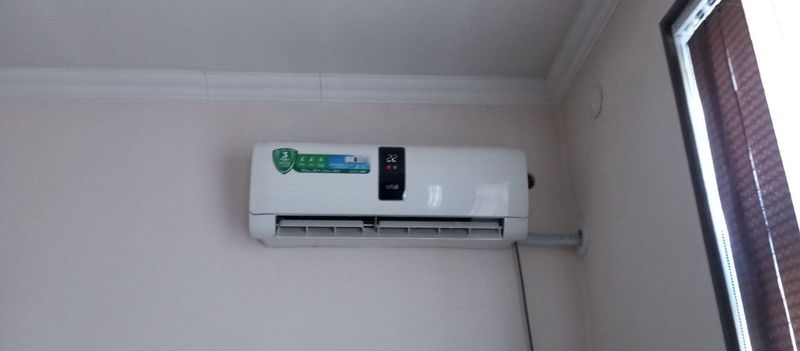 Продам б/у кондиционер Artel 12. Модель Grand не инвертор. Продам б/у кондиционер Artel 12. Модель Grand не инвертор.