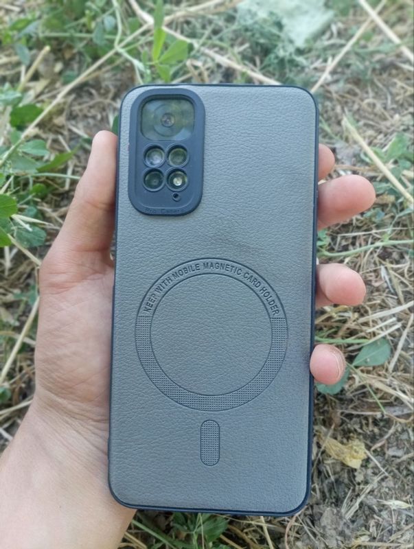 Redmi not 11 bor sotiladi qogan maʼlumotlar rasmda Redmi not 11 bor sotiladi qogan maʼlumotlar rasmda