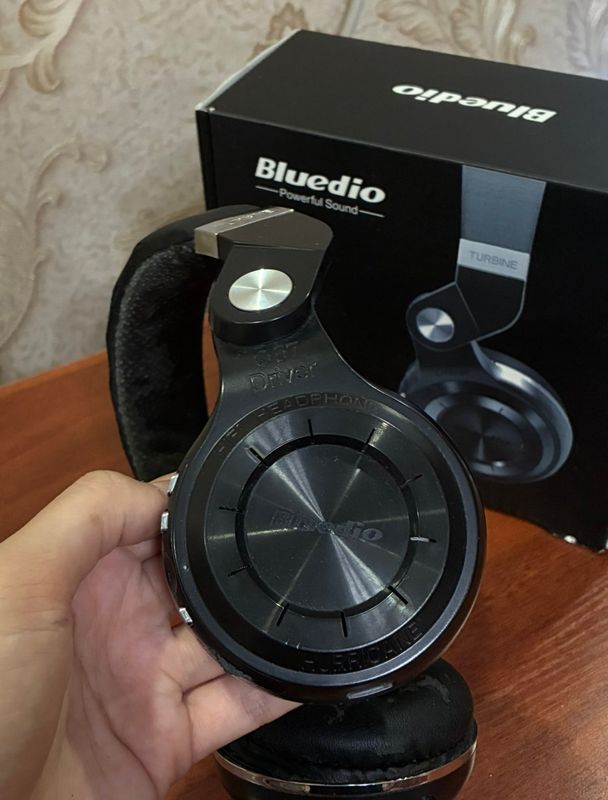 беспроводные наушники Bluedio беспроводные наушники Bluedio