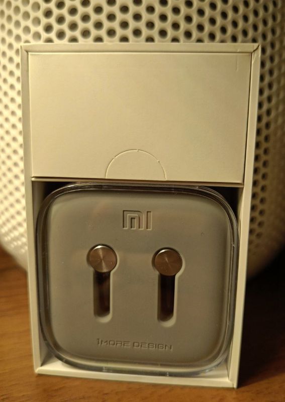 Проводные наушники Mi In Ear Pro HD новые Проводные наушники Mi In Ear Pro HD новые