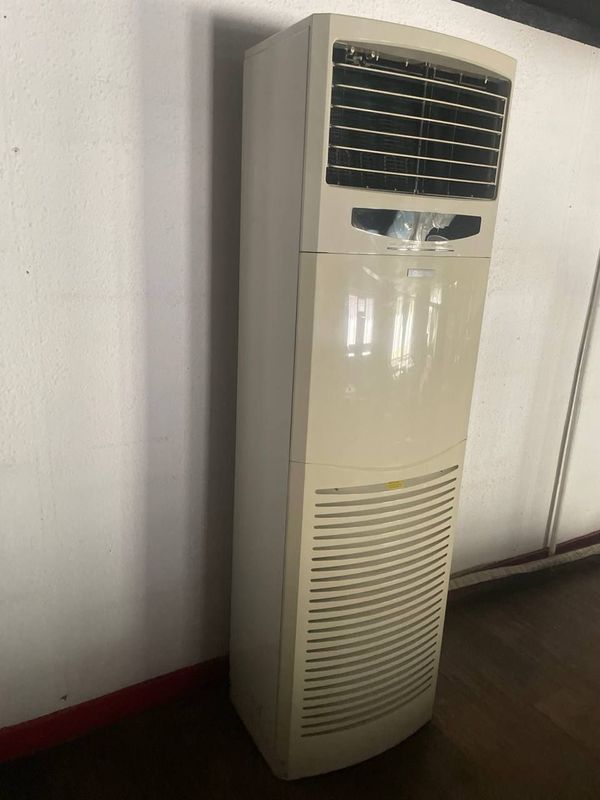 Кондиционер Gree 42000 BTU 3 фазы БУ Кондиционер Gree 42000 BTU 3 фазы БУ