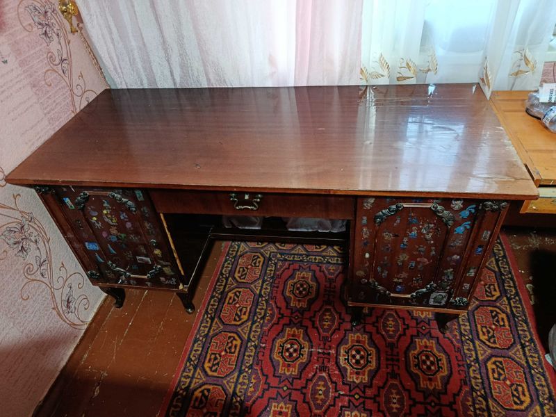 Советский стол из дерева Советский стол из дерева