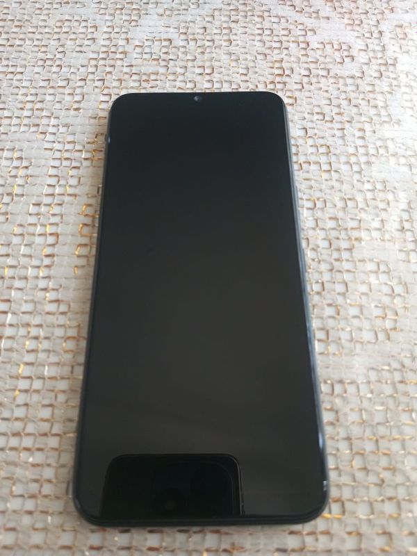 Продаётся телефон TECNO SPARK 7