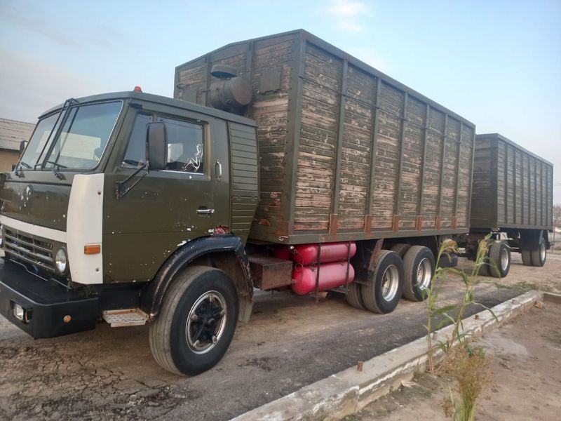 Kamaz pritsep sotiladi