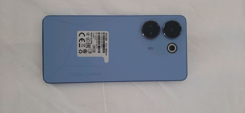 TECNO SK7n COMON 20 Pro TECNO SK7n COMON 20 Pro