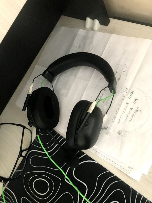 Игровой наушник Razer BlackShark v2 x