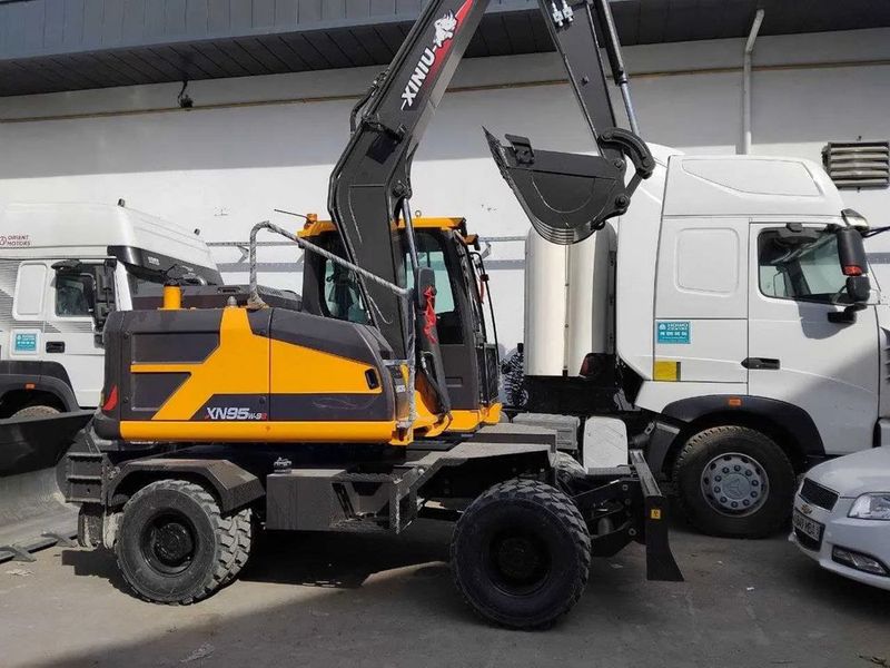 XN95W-9G Колёсный экскаватор Омборхонада таери бор XN95W-9G Колёсный экскаватор Омборхонада таери бор