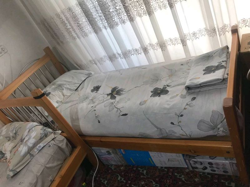 Двухъярусная кровать Двухъярусная кровать
