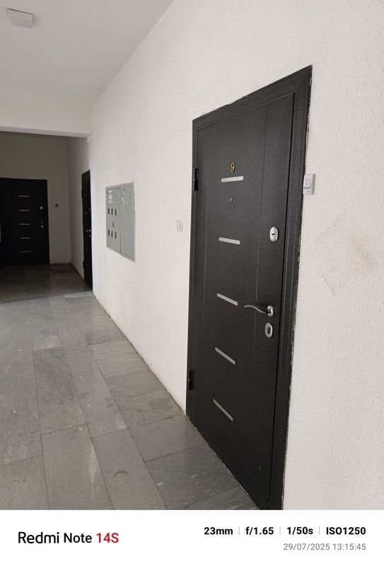 Yangi Navastroyka dom sotiladi 39000
