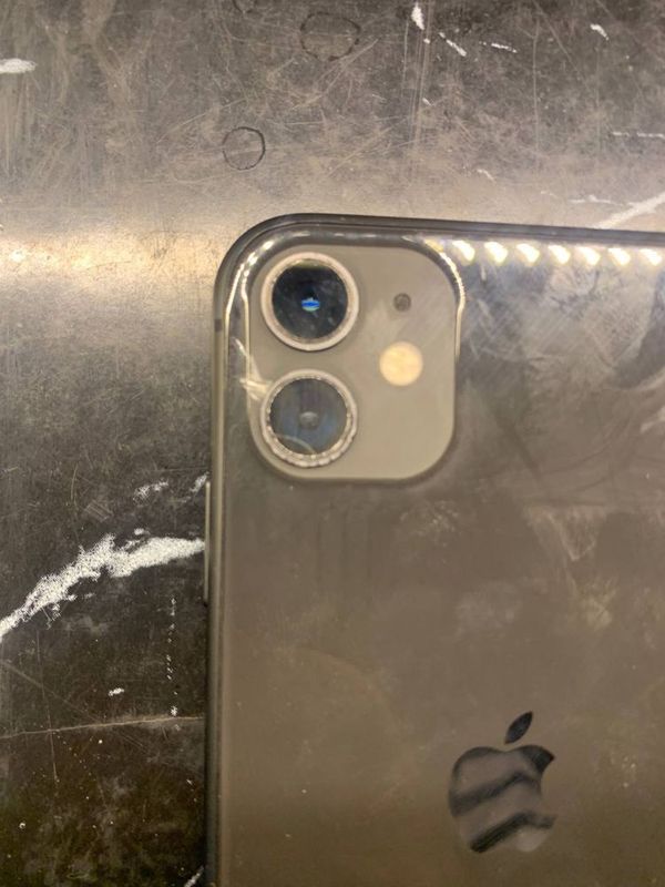 Iphone 11 256 gb 81 yomkost Iphone 11 256 gb 81 yomkost