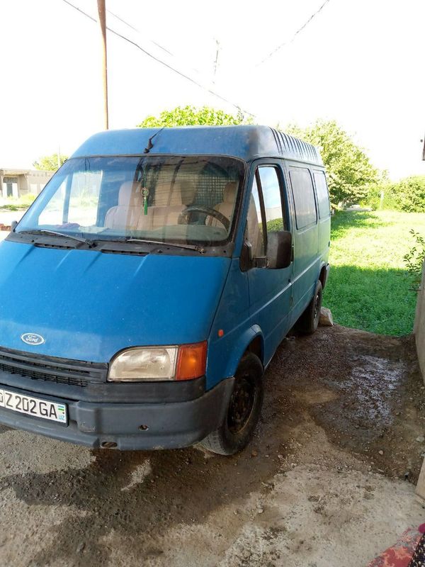 Ford 1992-yil ideal gaz bor