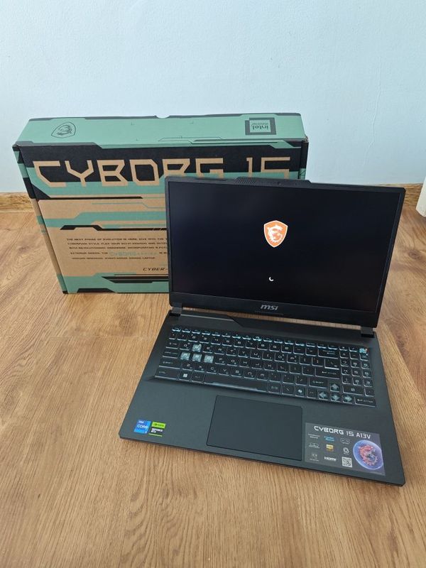 Новый MSI Cyborg i7 13620H/RTX 4060/16/512/144Hz Новый MSI Cyborg i7 13620H/RTX 4060/16/512/144Hz