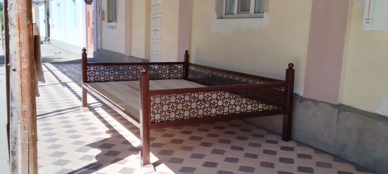 Karovat sotiladi narxi 6 millondan kelishinadi Karovat sotiladi narxi 6 millondan kelishinadi