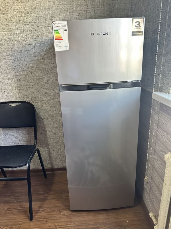 Продам новый холодильник BESTON