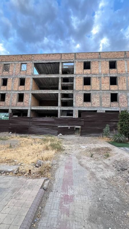 Нотурар бино коробка. Нежилое здание 2300кв.м Нотурар бино коробка. Нежилое здание 2300кв.м