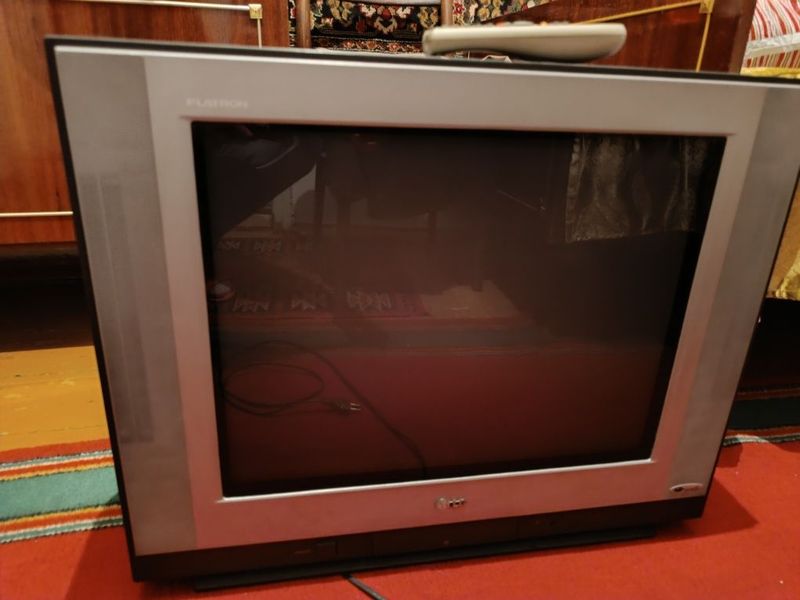 LG телевизор ИДИАЛ
