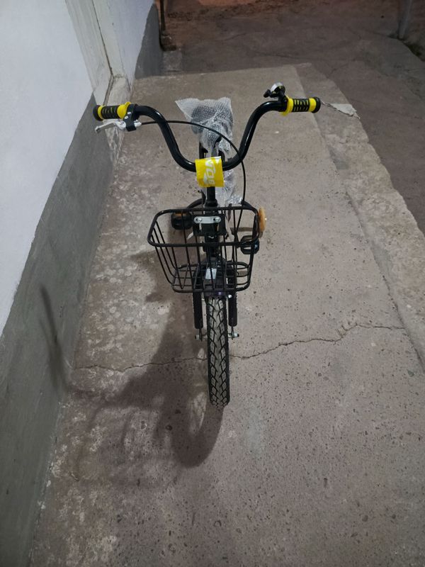 Yangi bolalar velosipedi narxi 800-mimg soʻm Yangi bolalar velosipedi narxi 800-mimg soʻm