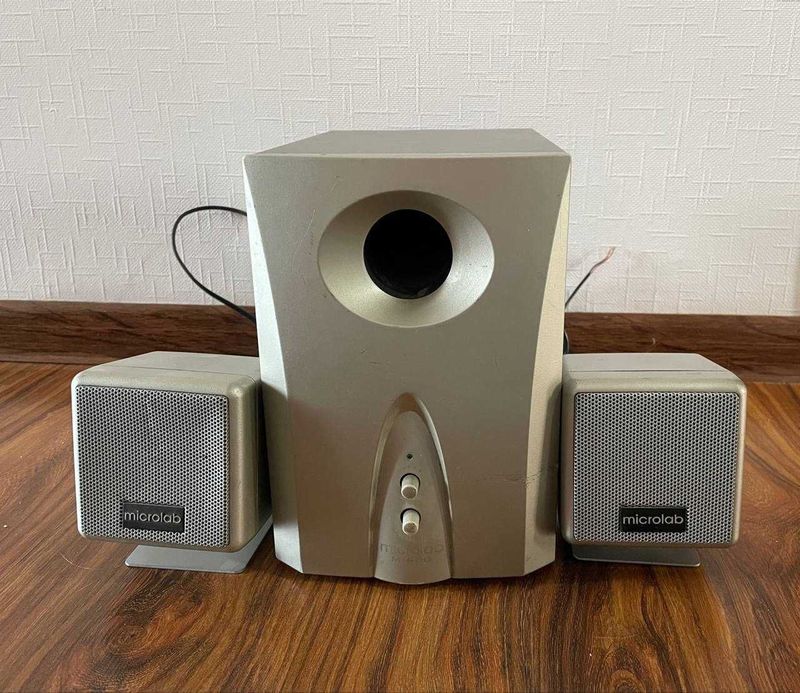 Microlab М 600 2.1
