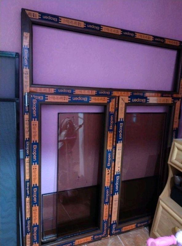 Продам новую оконную раму