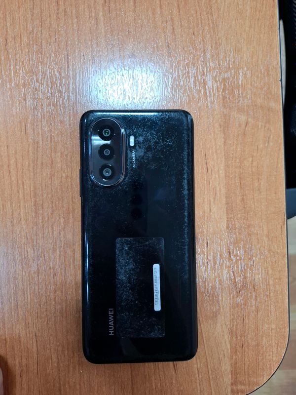 Huawei Nova Y70 Huawei Nova Y70