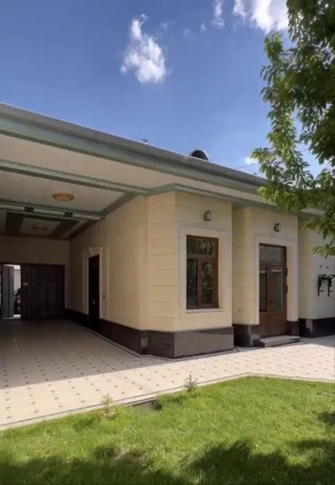 Срочно продаётся участок дом Срочно продаётся участок дом