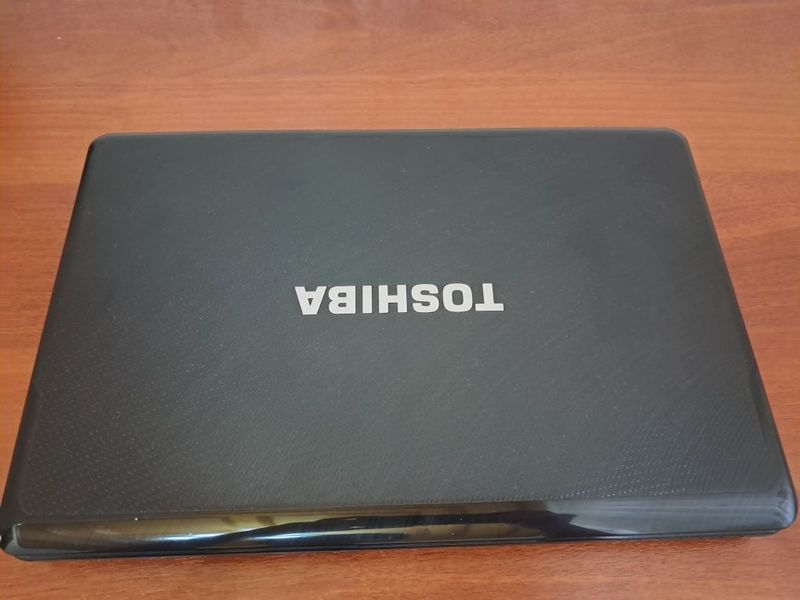 Sotiladi: Toshiba Satellite A660 Sotiladi: Toshiba Satellite A660
