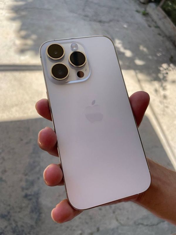 Iphone14 pro holati zor 256gb sotiladi Iphone14 pro holati zor 256gb sotiladi