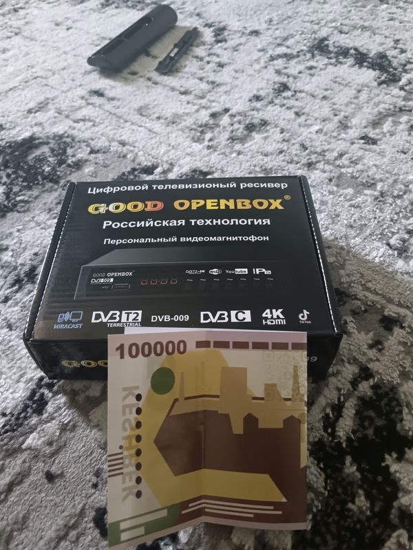 продаётся тюнер новый хорошем состояний продаётся тюнер новый хорошем состояний