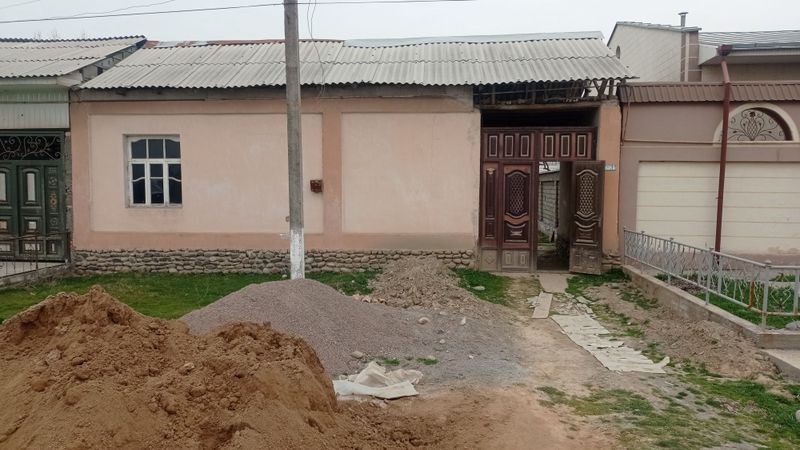 Уй сотилади, 6 соток.продаётся дом Уй сотилади, 6 соток.продаётся дом