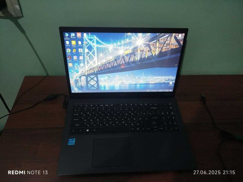 Notebook kompyuter satiladi! Notebook kompyuter satiladi!