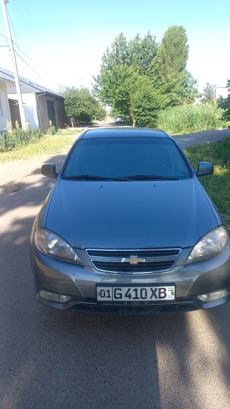 Продаётся жентра 2 позиция мокрый асфальт 2015 года. Продаётся жентра 2 позиция мокрый асфальт 2015 года.