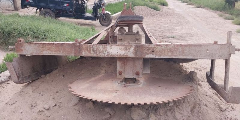 traktor o't orish uchun