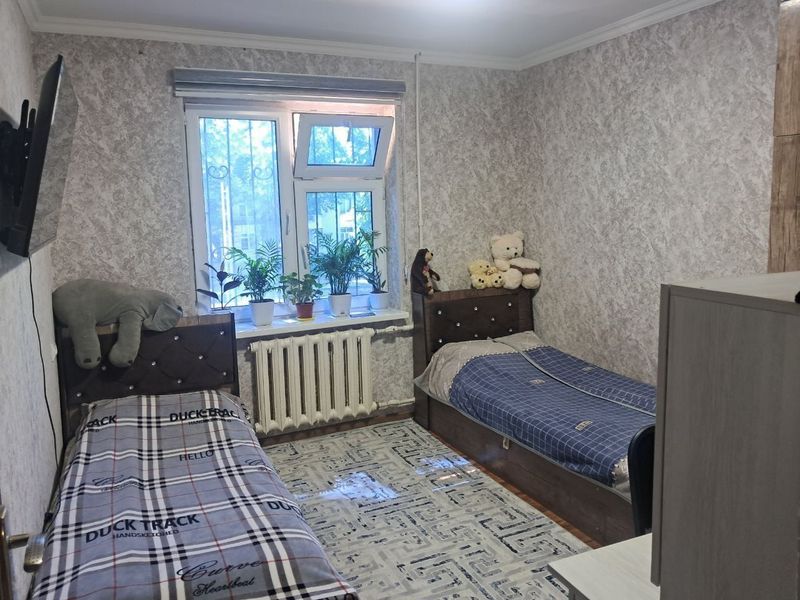Продаётся 4х комнатная кв цена 48700$ на 2этаже Продаётся 4х комнатная кв цена 48700$ на 2этаже