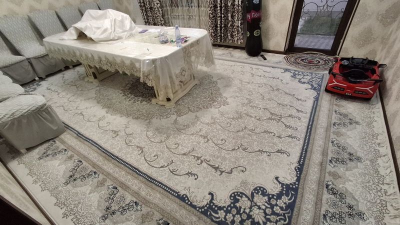 Gilam sotiladi. 4×6 razmer. SAG qalin gilam