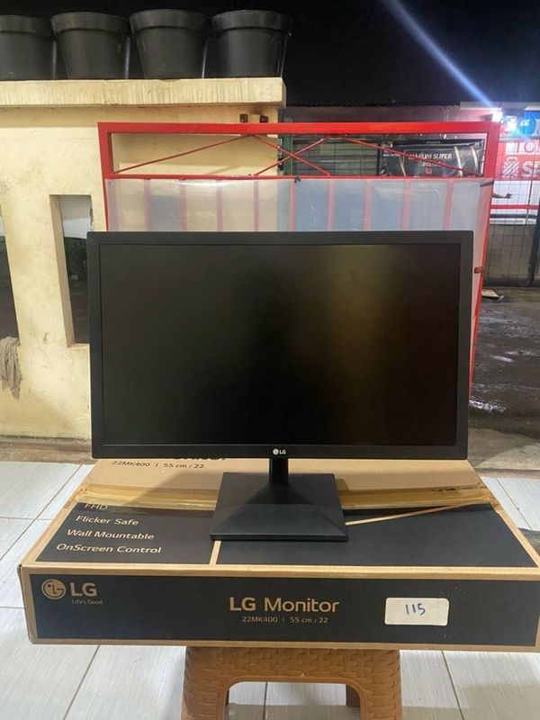 LG 22 MK FHD ips LG 22 MK FHD ips