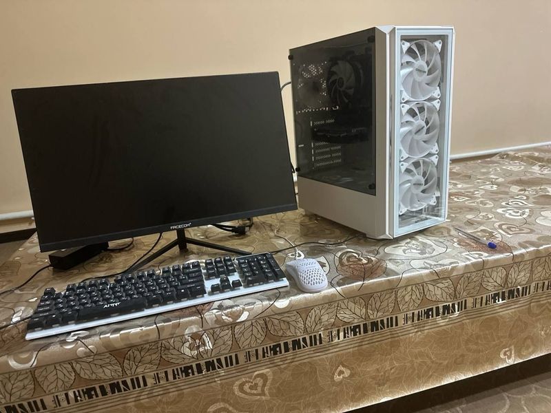 kamplekt kampyuter yangi 200 dollirga biramiz dollir bulsa Сборка Gig