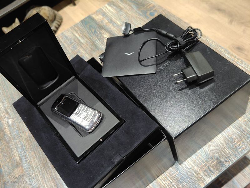 Vertu constellation