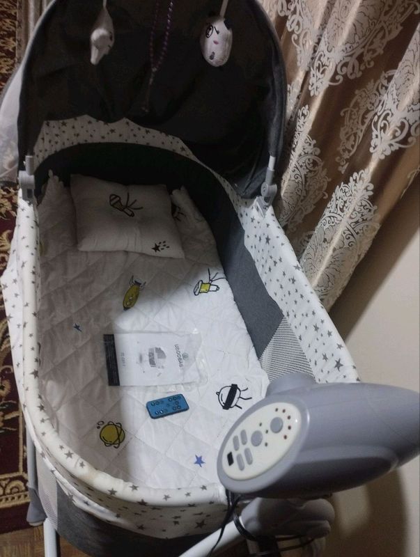 bolalar uchun 1 yoshdan 3 yoshgacha kravat